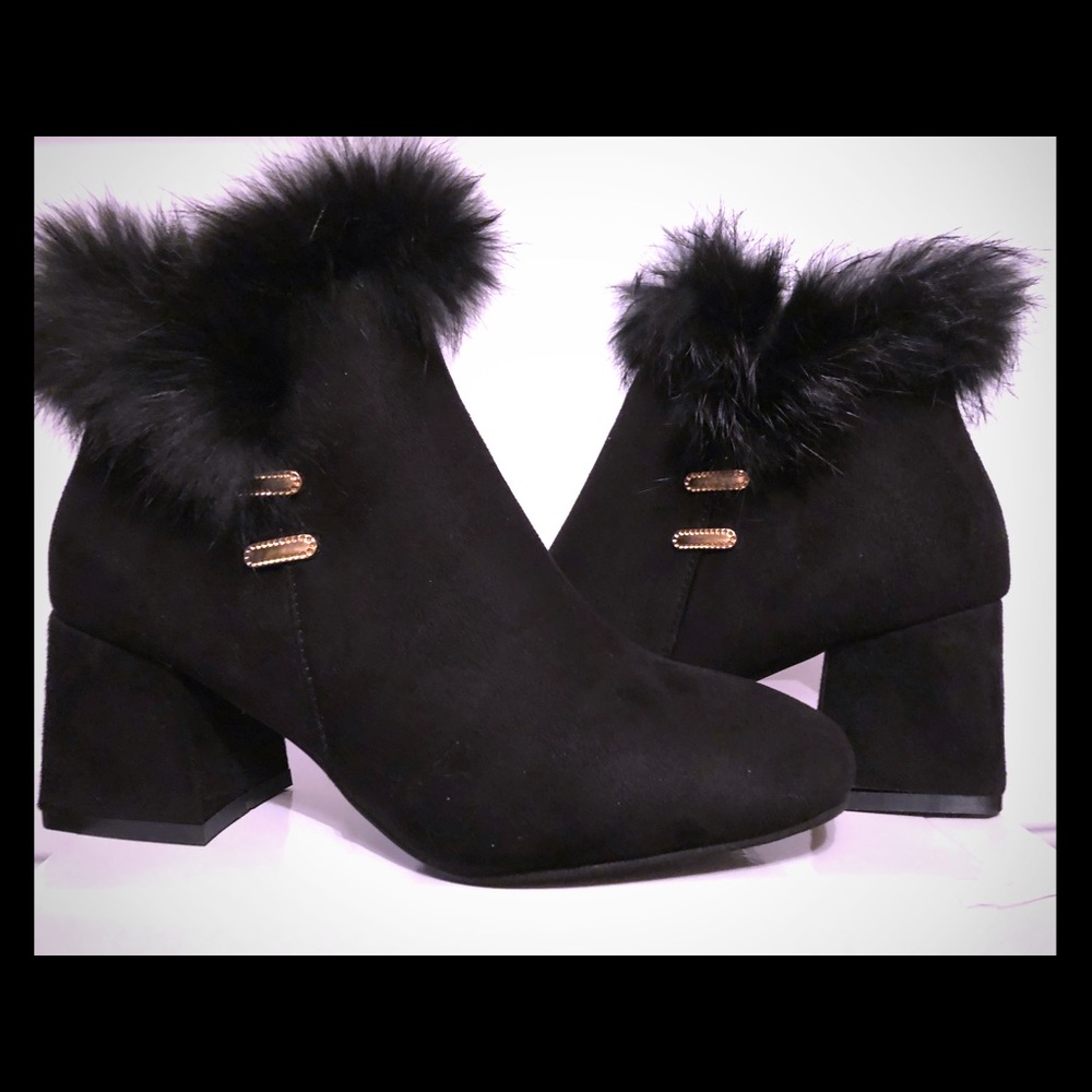 Black Bootie. Women size 6 / Big kid size 4.5. New